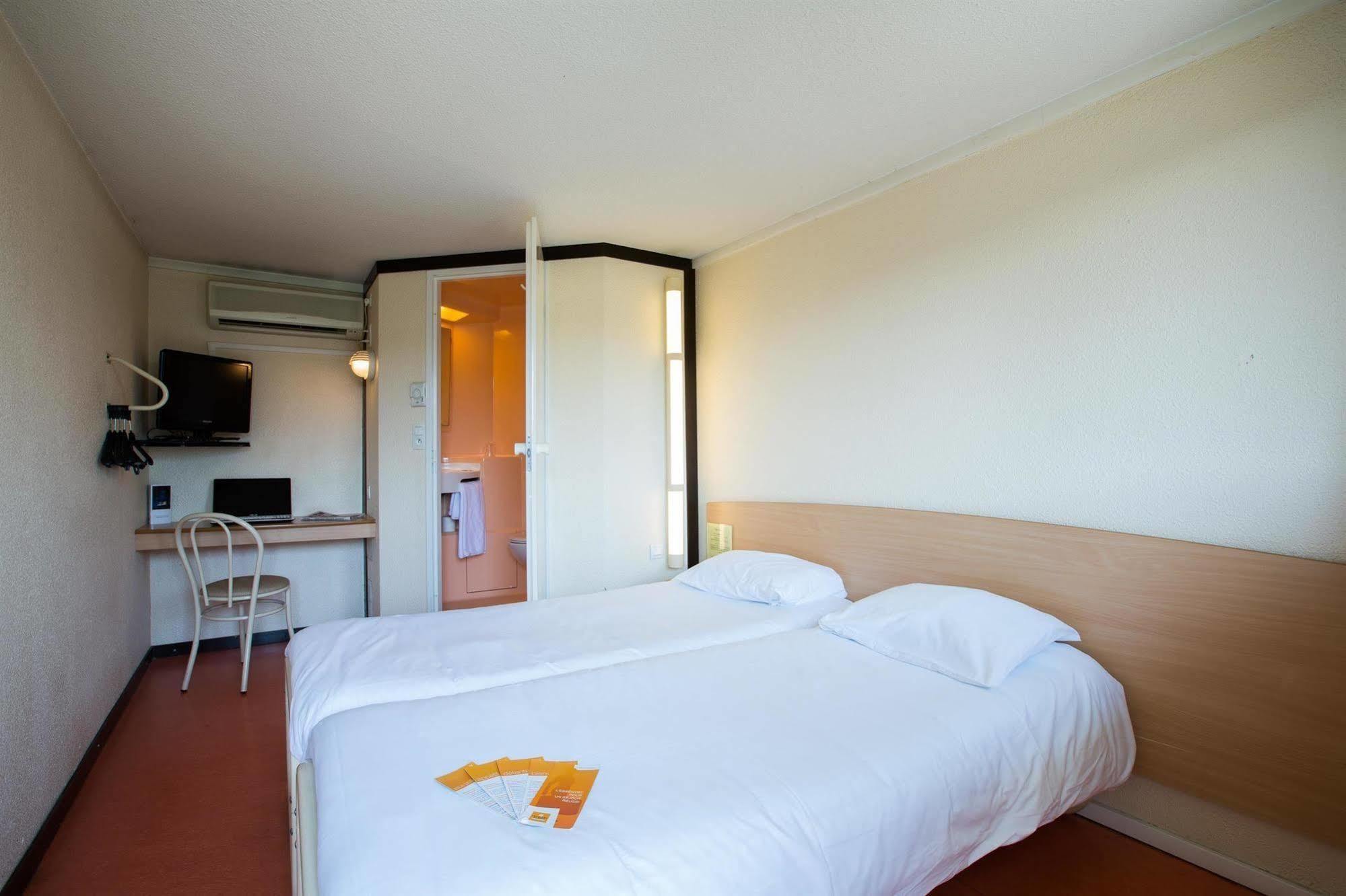Premiere Classe Ferrand Nord Hotel *